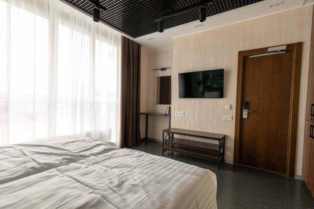 Misto Capsule Hotel Kiev Exterior foto